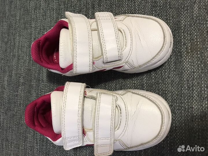 Кроссовки Adidas для девочки