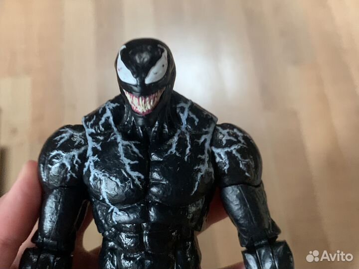 Marvel legends venom
