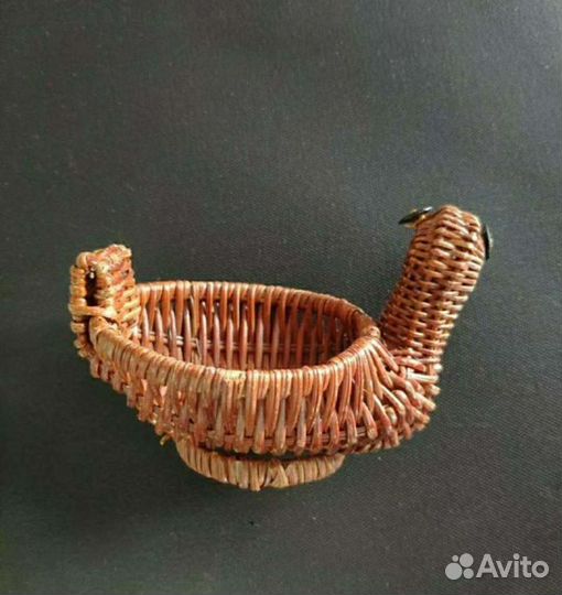 Уточка плетенная новая