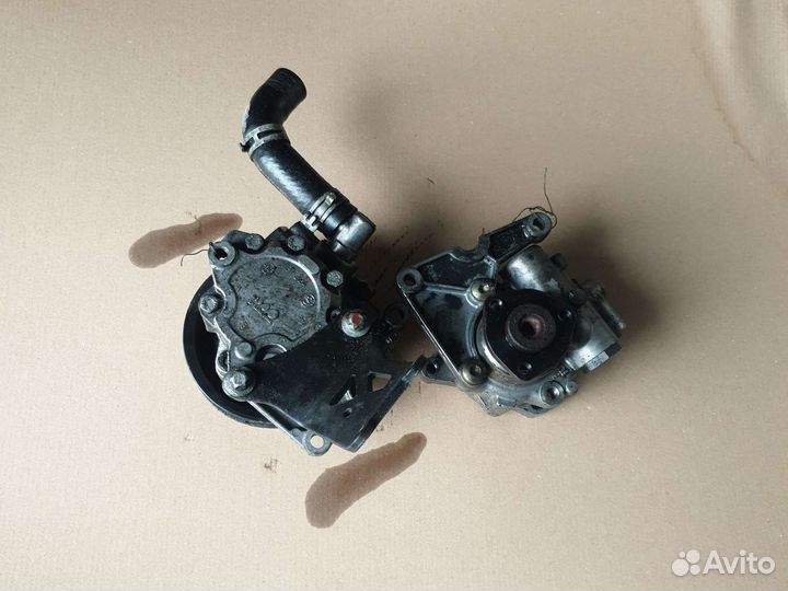 Насос гур A0034660601 mercedes w163 ML400 4.0CDI