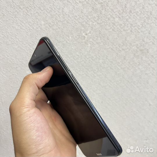 Xiaomi Redmi 8, 3/32 ГБ