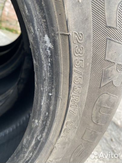 Bridgestone Ice Cruiser 5000 235/55 R17
