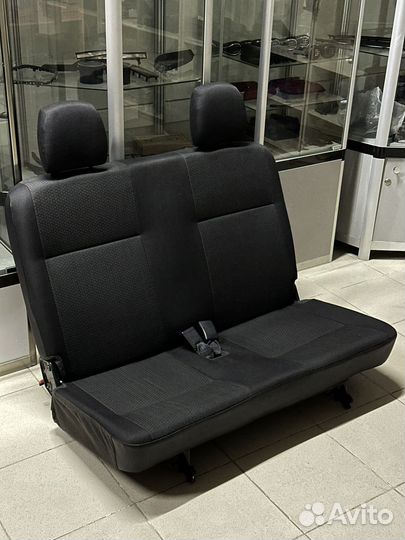 Третий ряд сидений на LADA largus