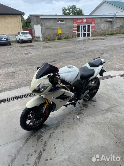 Мотоцикл Спортбайк