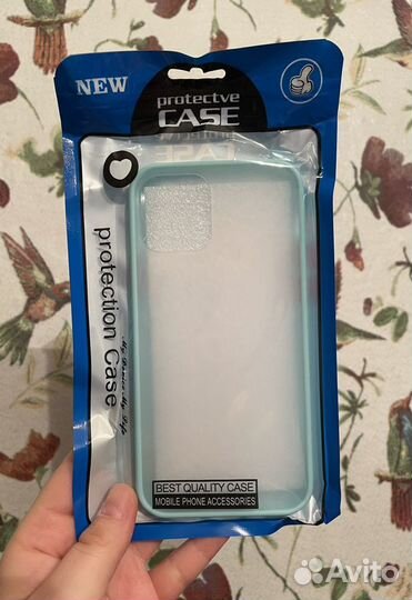 Чехол на iPhone 12