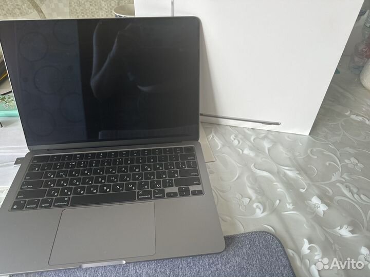 Macbook air 13 2022 m2 256 Gb