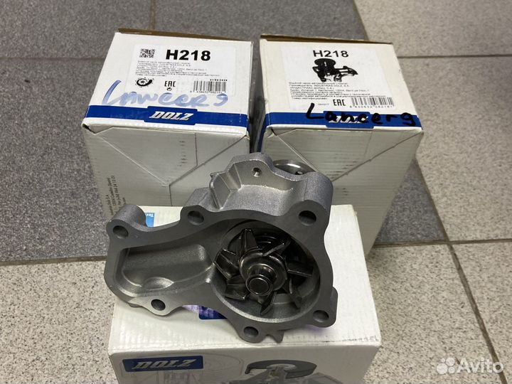 Помпа Ланцер 9 1.3л -1,5л H218 Dolz насос водяного