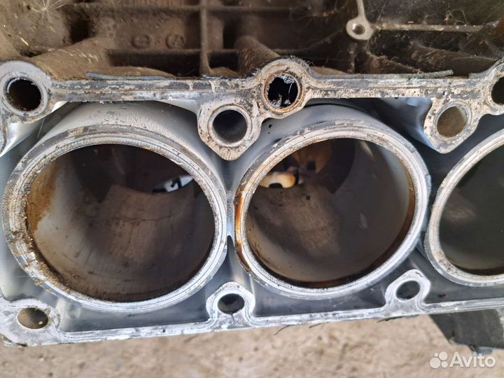 Блок цилиндров Mercedes W203