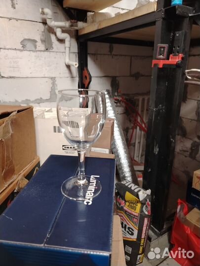 Бокалы под вино