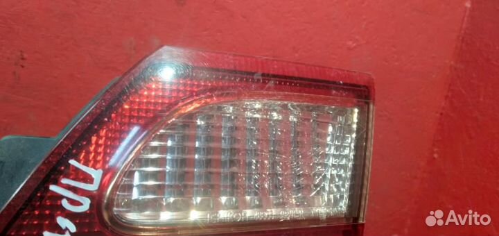 Ниссан Альмера n16 фонарь правый крышки багажника