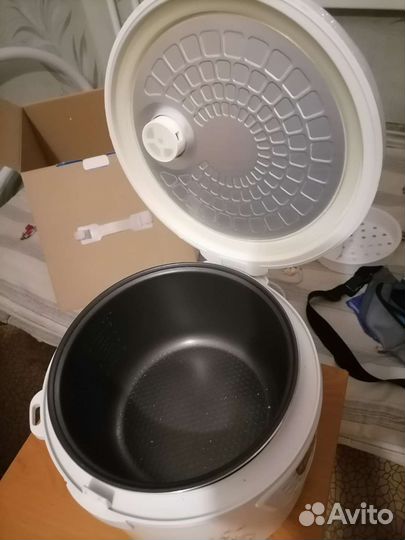 Мультиварка scarlett SC-410