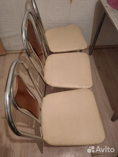 Кухонный стол и стулья бу