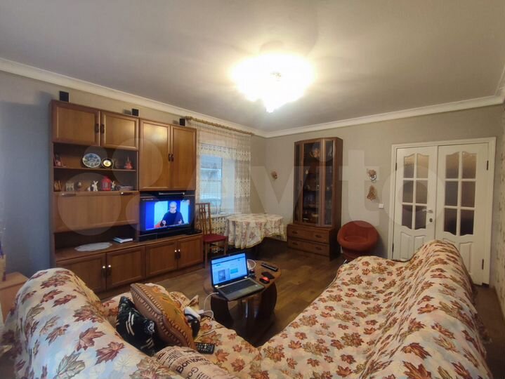 Дом 155 м² на участке 6,5 сот.