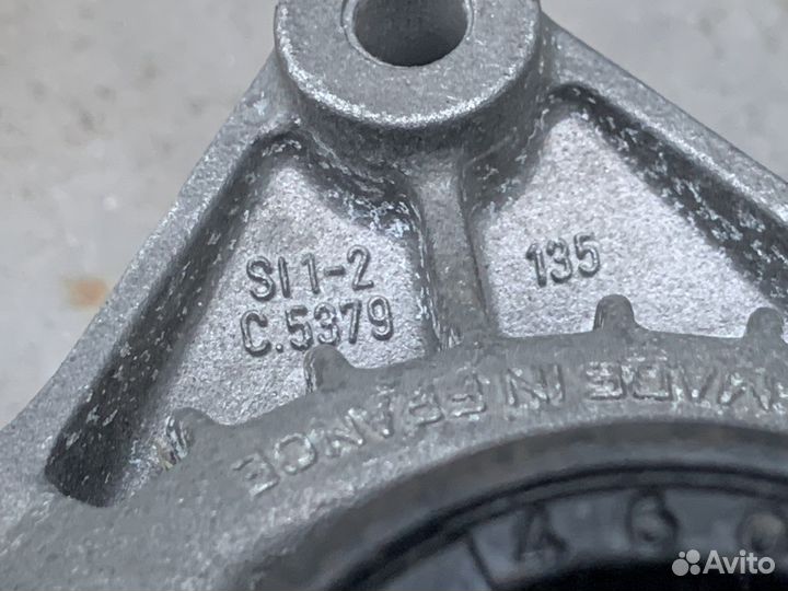 Генератор в автозапчасти