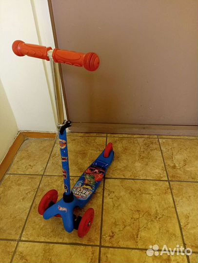 Самокат трехколесный детский
