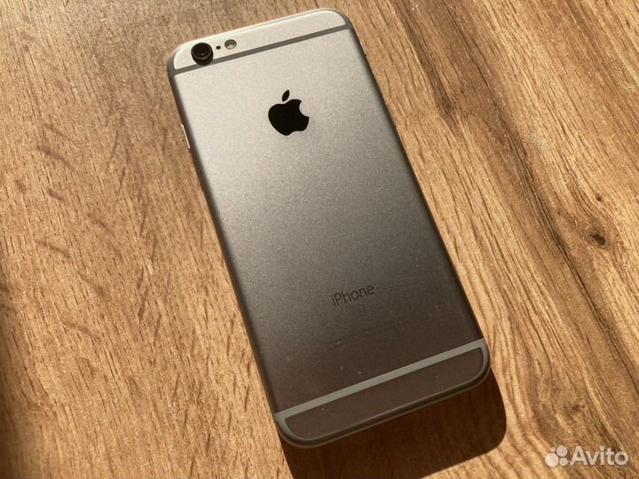 iPhone 6S, 32 ГБ