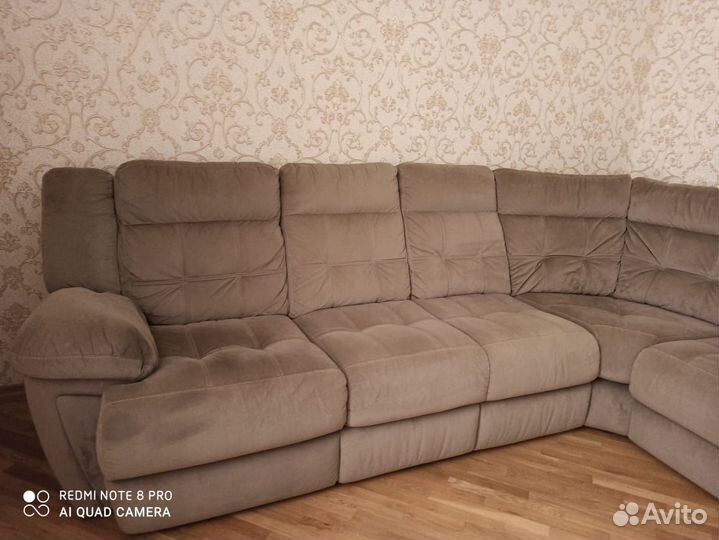 Диван угловой