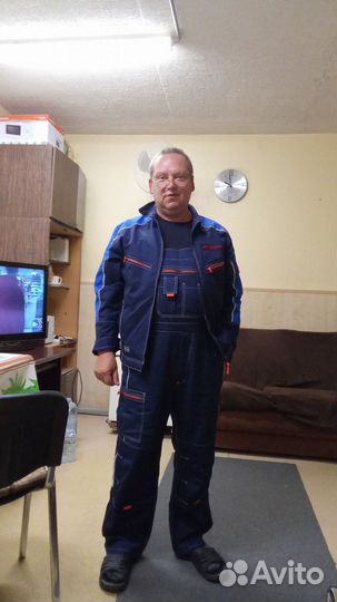 Слесарь сантехник 1/3