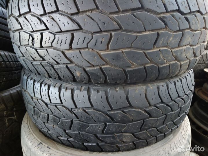 Cooper Discoverer A/T 215/70 R16