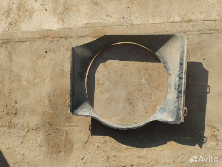 Диффузор радиатора на УАЗ 409 двигатель