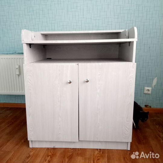 Пеленальный стол