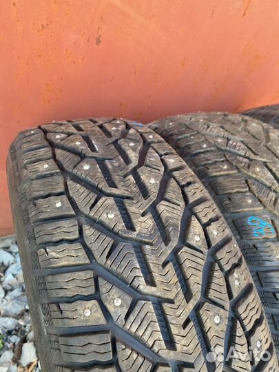 Tigar SUV Ice 215/60 R17