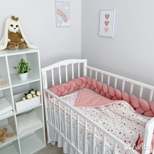 Комплект в детскую кроватку (под заказ)