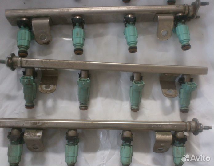 Топливная рампа Hyundai Solaris Kia Rio 3 Форсунки