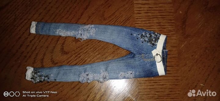 Джинсы на Poppy Parker