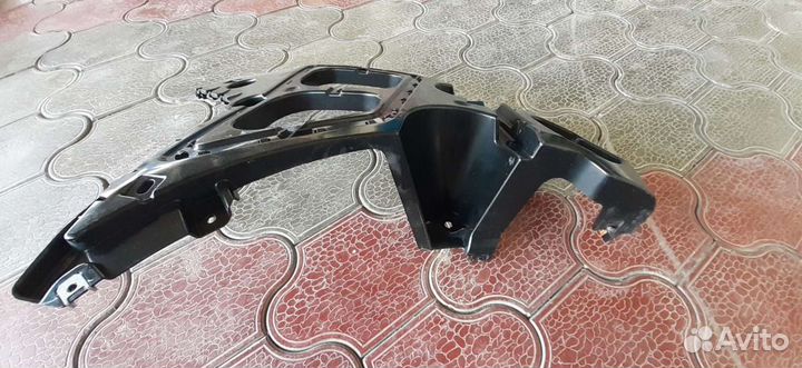 Направляющая бампера. Брекет на BMW X6