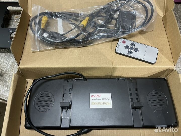 Зеркало с монитором