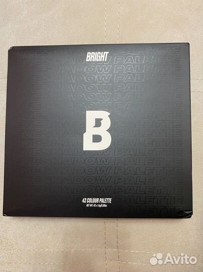 Палетка теней bright 42 colour palette