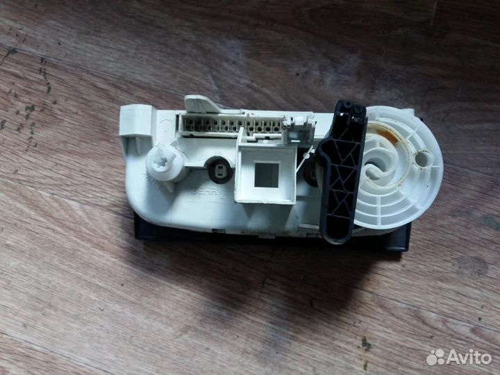 Блок управления кондиционером Opel Meriva A 2003