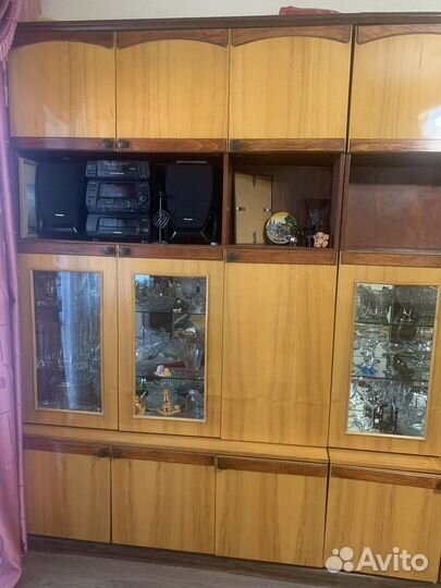 Стенка в гостиную