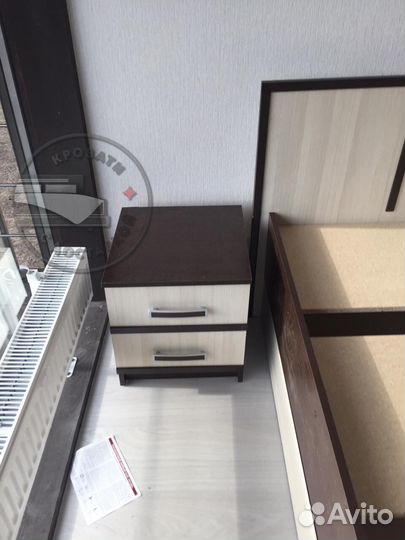 Тумба прикроватная