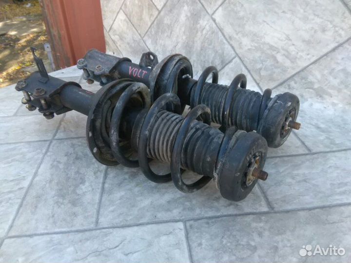 Стойка подвески передняя Chevrolet Volt