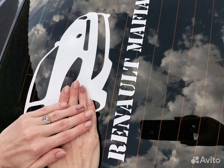 Аппаратный маникюр