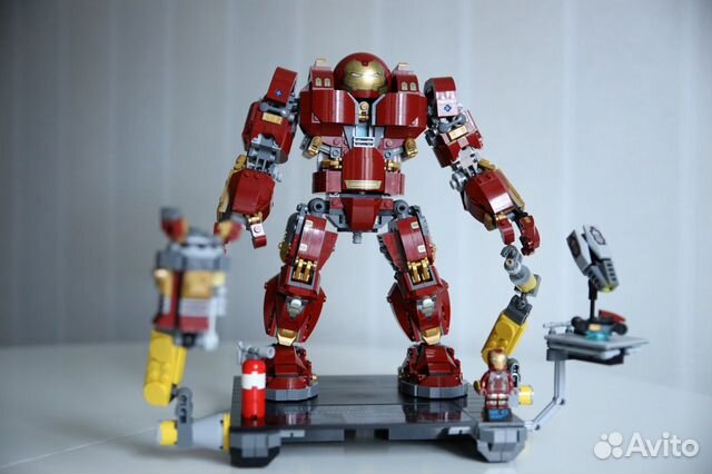 lego76105