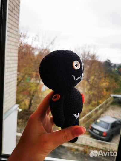 Вязаная игрушка-кукла Вуду