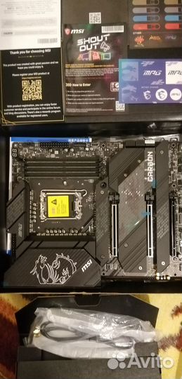 Материнская топ плата MSI MPG Z690 carbon wifi