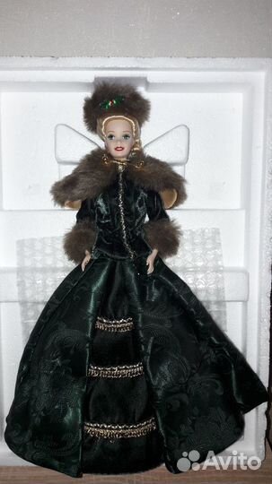 Holiday Caroler Barbie Doll, 1996