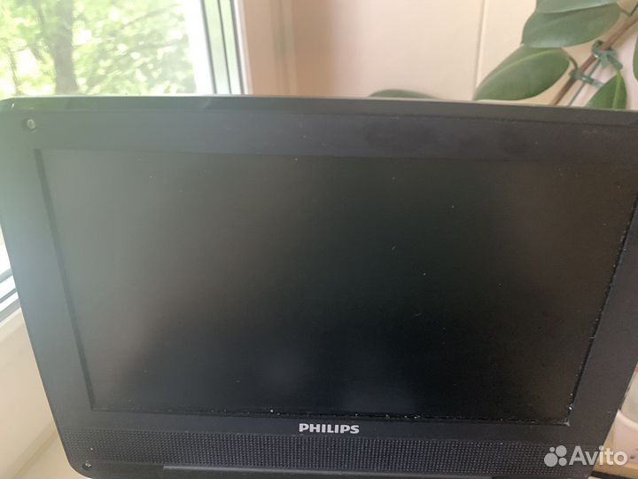 Портативный DVD плеер с антенной Philips