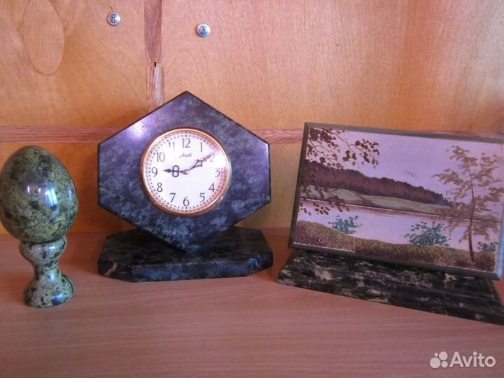 Камни и сувениры из них