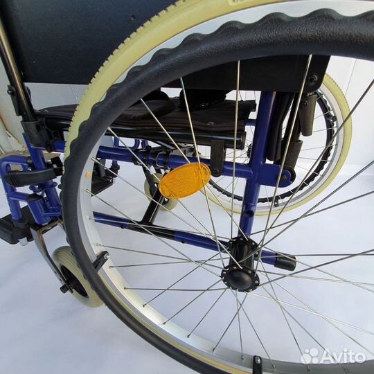 Кресло-коляска Армед (новая)