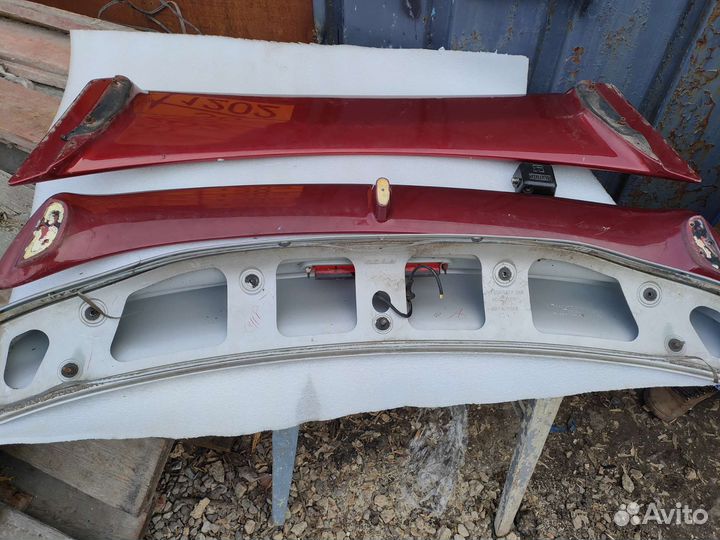 Крыло ветровое