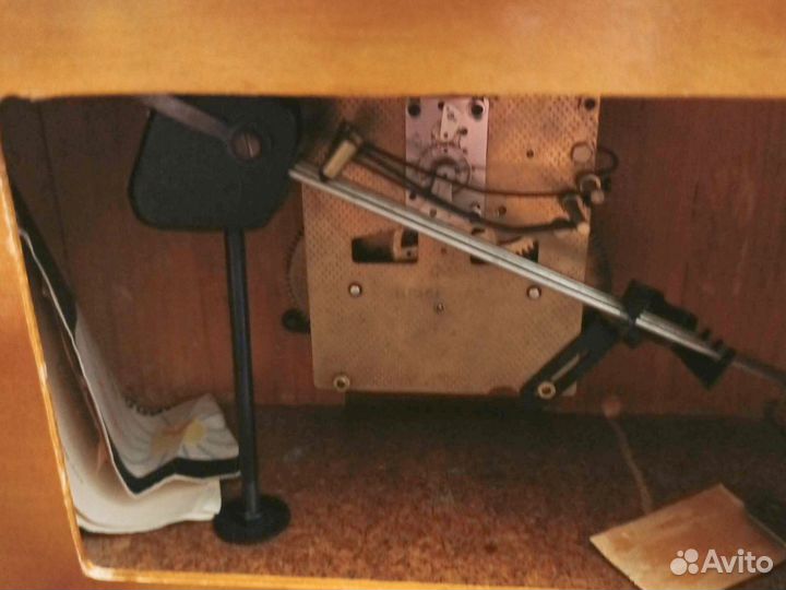 Настольные ретро часы Янтарь СССР