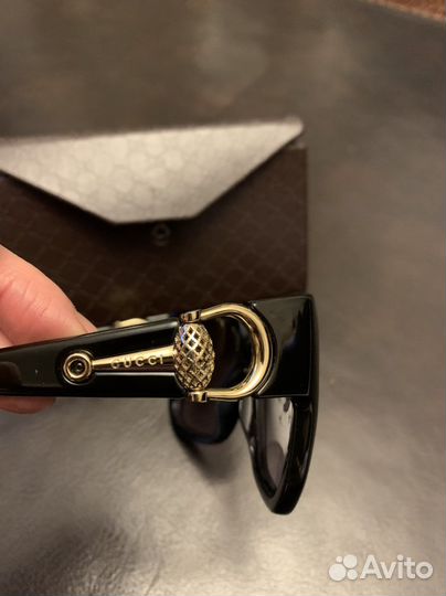 Солнцезащитные очки