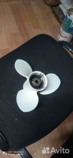 Винт Ямаха 9.9 9 шаг