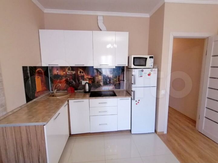 3-к. квартира, 75 м², 2/15 эт.