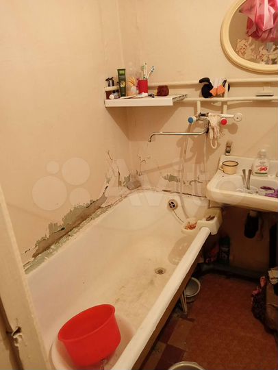 2-к. квартира, 44 м², 1/2 эт.